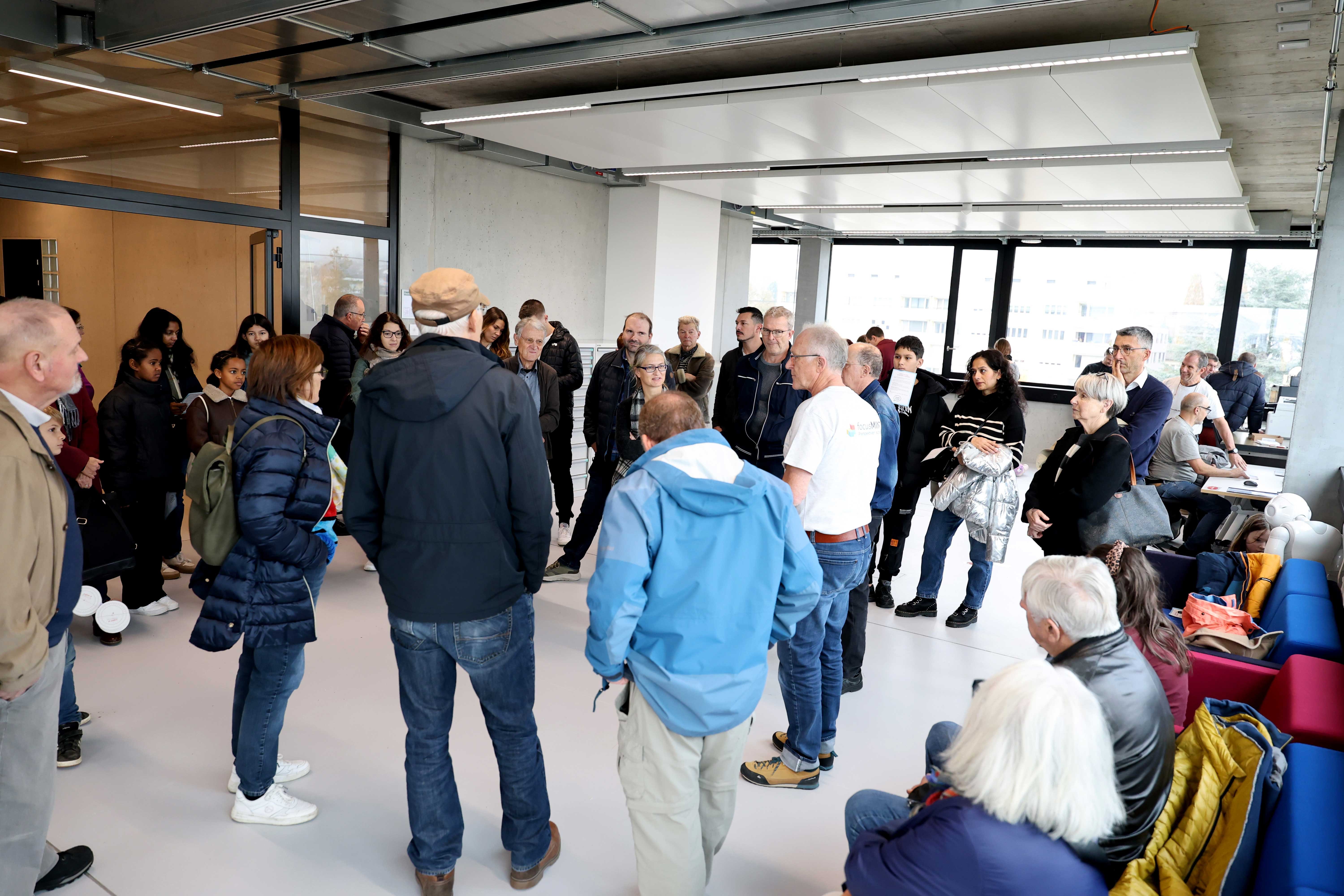 2025-11-08_Tag-der-offenen-Tuer_05-1